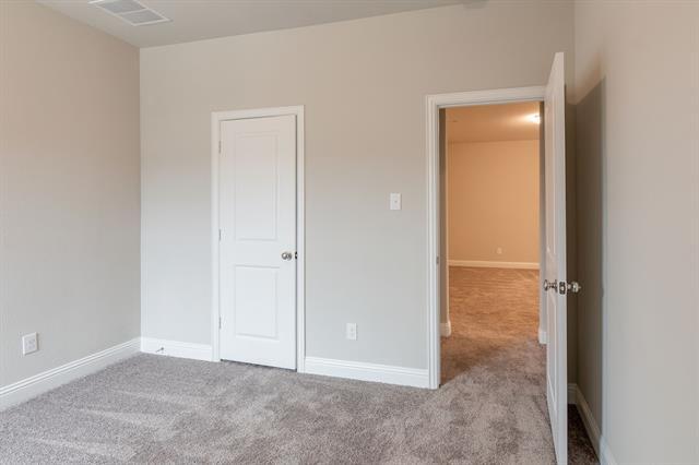 Building Photo - 913 Ponds Edge Ln