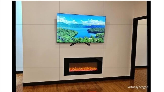 Building Photo - 1535 E 31st St