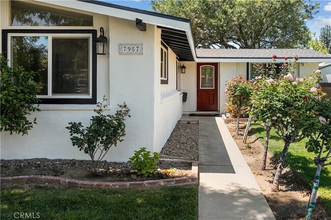 Building Photo - 7957 Sale Ave