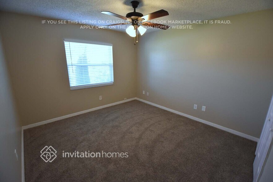 Building Photo - 112 Cottesmore Cir W