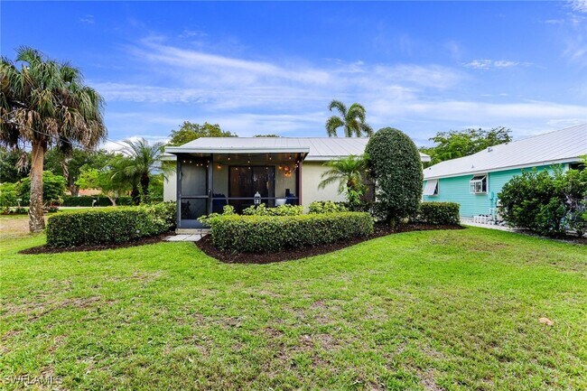 Building Photo - 633 91st Ave N