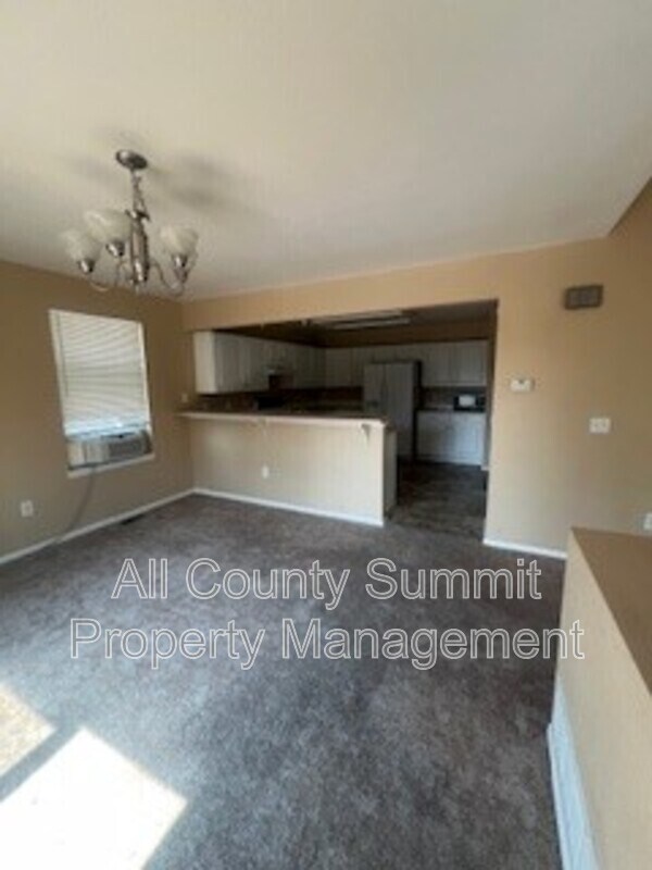 Building Photo - 3745 S Quatar Way