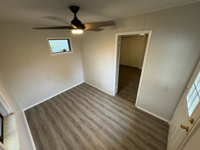 Building Photo - Legion Park