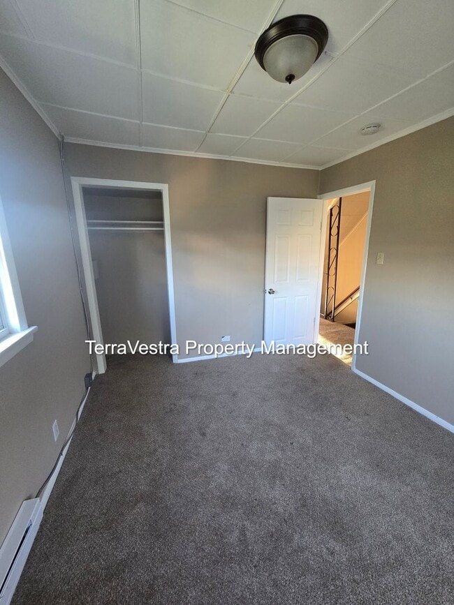 Building Photo - Single Family in Millville!