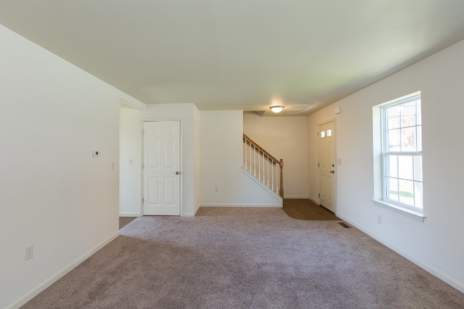 Building Photo - 235 Bethel Dr