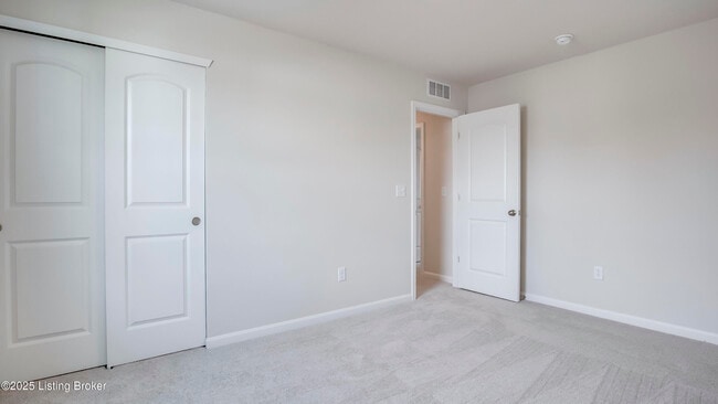 Building Photo - 1850 Washington Blvd