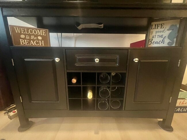 Building Photo - 101 S Raleigh Ave