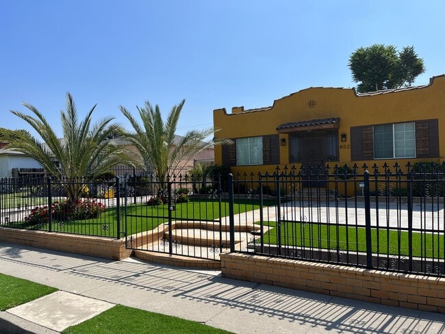 Primary Photo - Beautifully Renovated 2 Bed / 1 Bath in Compton!