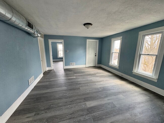 Building Photo - 1259 Garfield Ave NW
