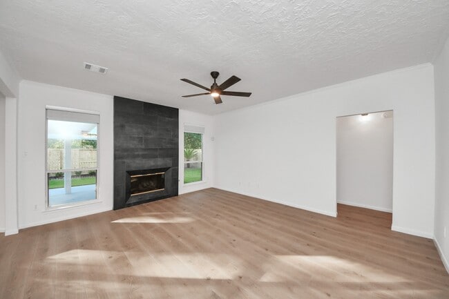 Building Photo - 3219 Brinton Trails Ln