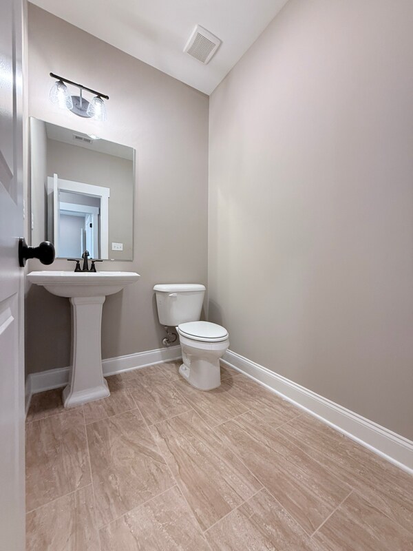 Building Photo - 731 Bolivar Dr