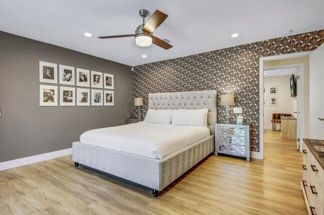 Building Photo - 2230 Tamarisk Rd