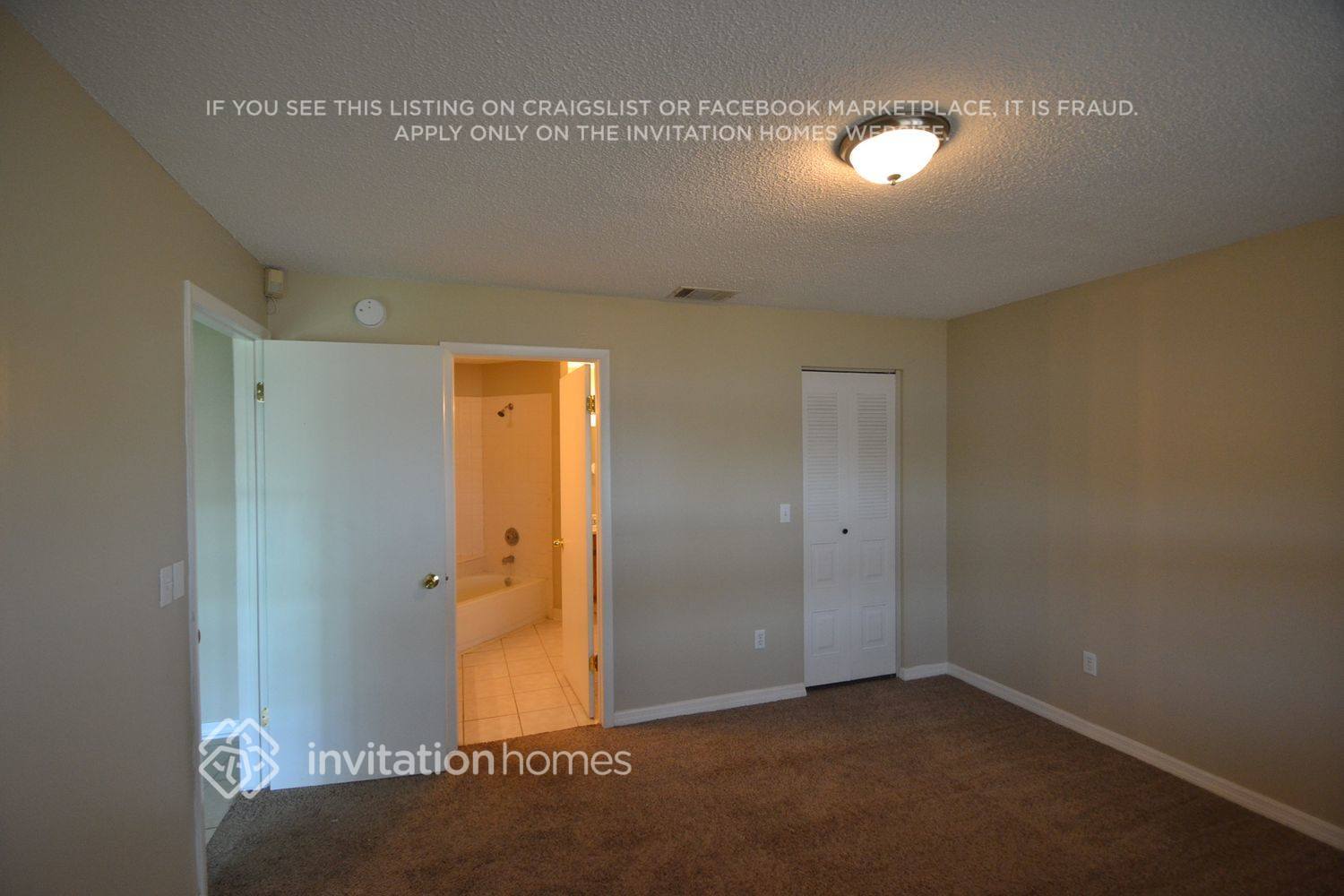 Building Photo - 4636 E Eastwind Dr