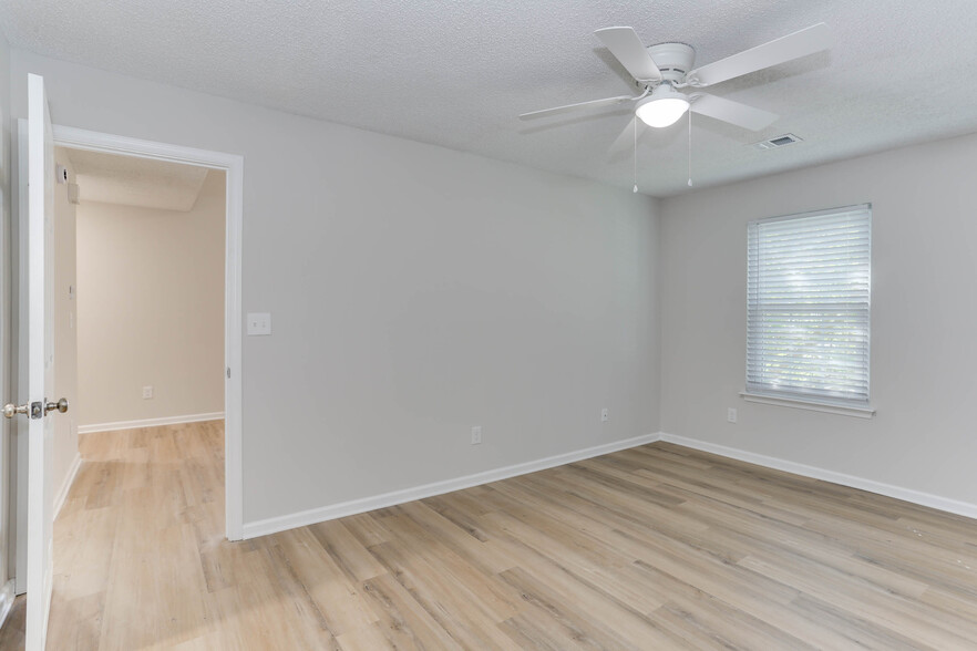 1st Floor Primary Bedroom (4) - 1553 Penrose Arch