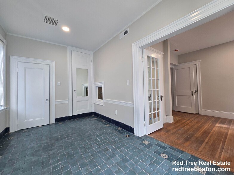 Building Photo - 1 Arborway