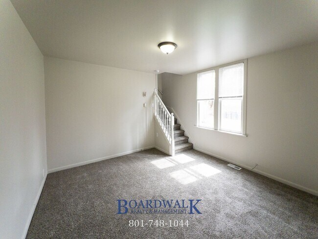 Building Photo - 1768 S 400 E