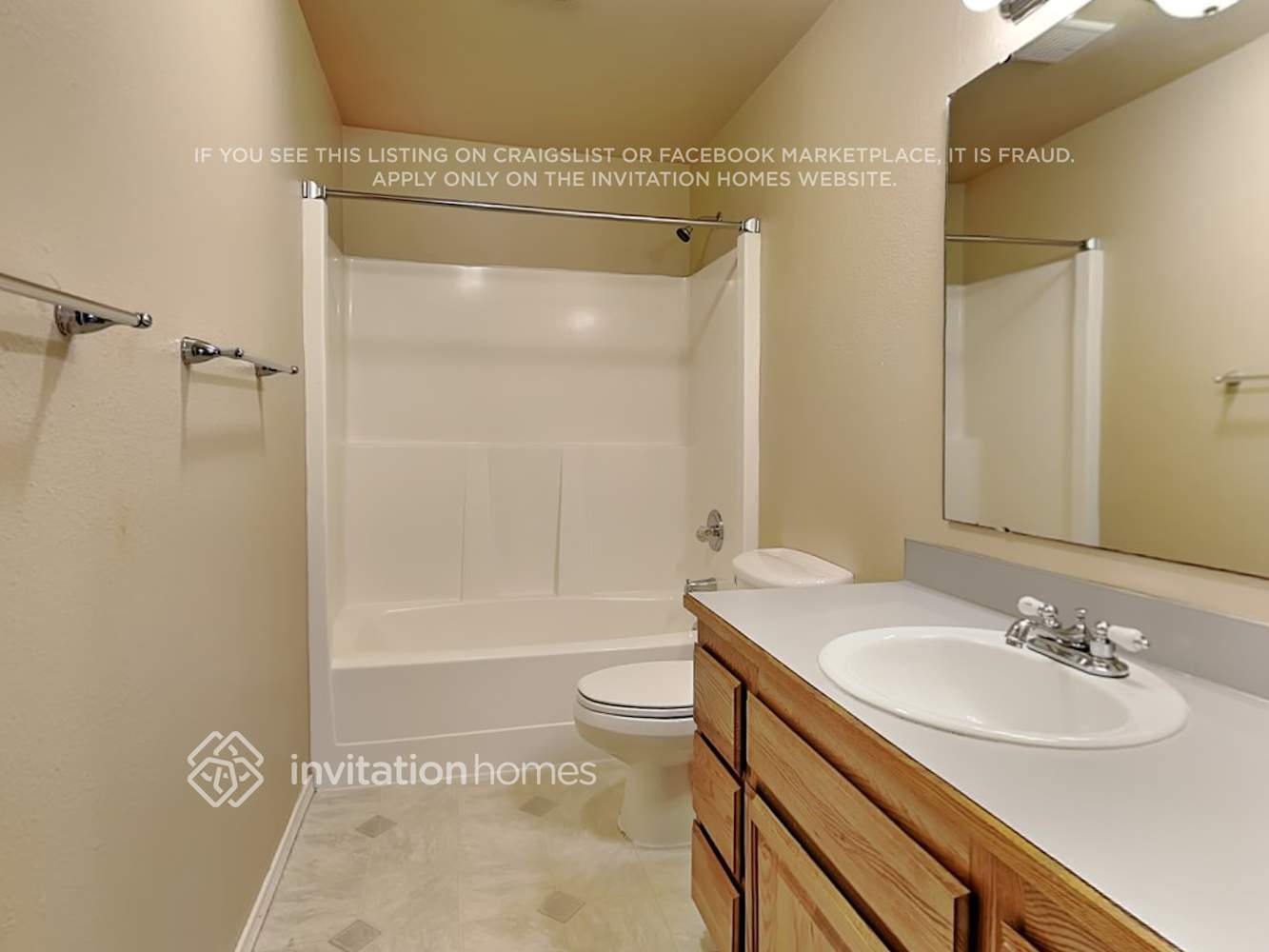 Building Photo - 926 S Magnolia Ln