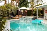 Building Photo - 547 N Sunrise Way