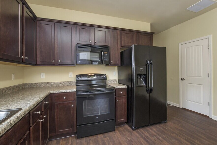 Building Photo - 534 Lobdale Falls Dr