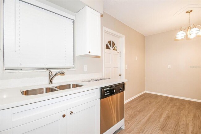 Building Photo - 107 Inwood Ct