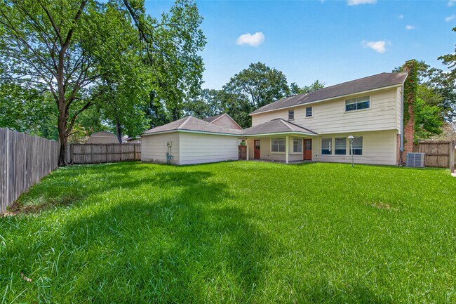 Building Photo - 5703 Green Timbers Dr