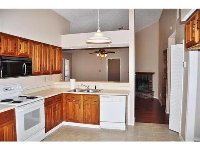 Building Photo - 4429 Seville Ln