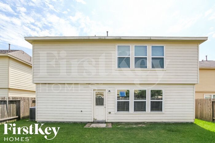 Building Photo - 9885 Hyacinth Way