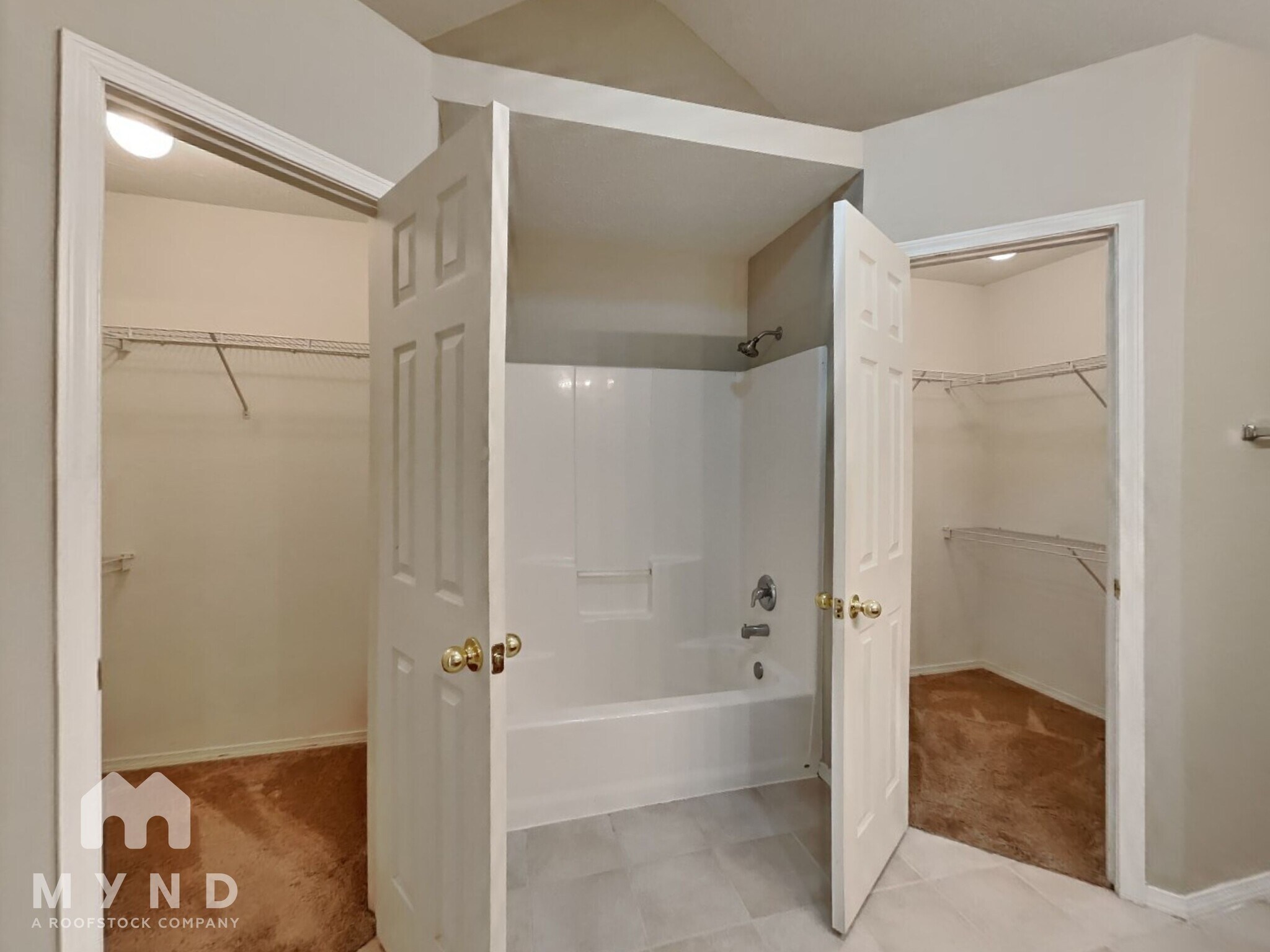 Building Photo - 409 Cottage Pl