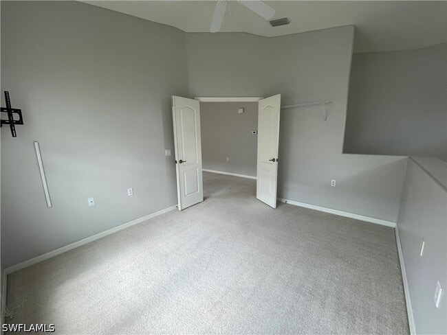 Building Photo - 1945 Crestview Way