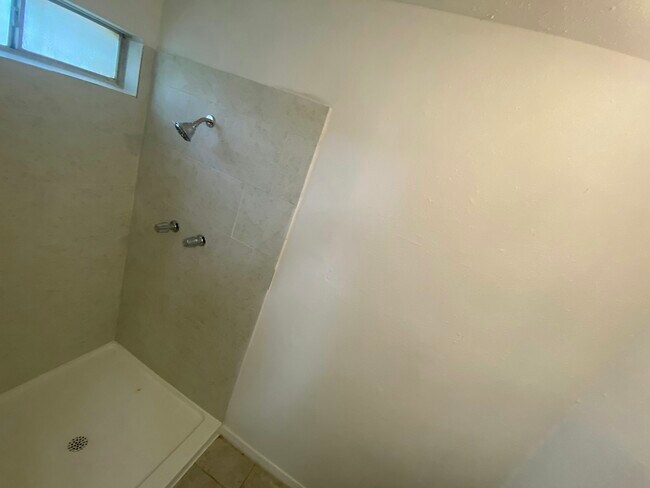 Building Photo - 11622 Sela Ln