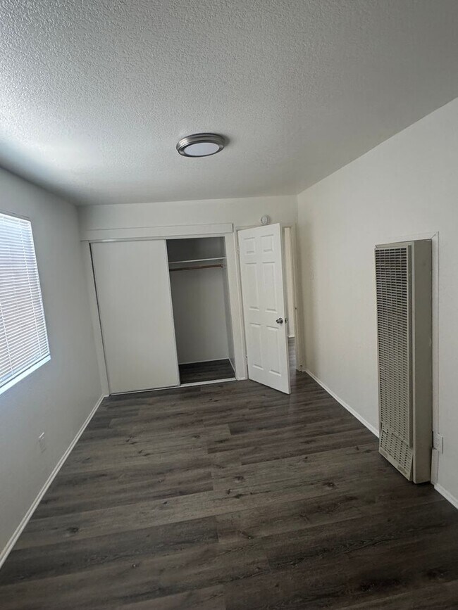 Building Photo - 4 Bed 2 Bath Home for Rent