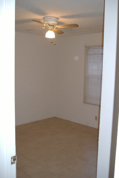 Building Photo - 631 J St
