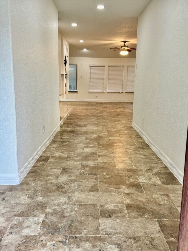 Building Photo - 21424 Quail Point Ln