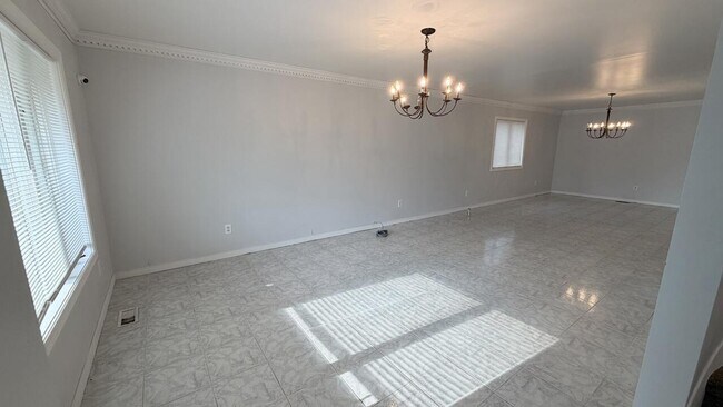 Building Photo - 36868 Melbourne Dr
