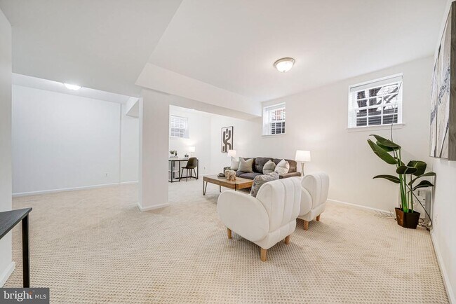 Building Photo - 3701 39th St NW