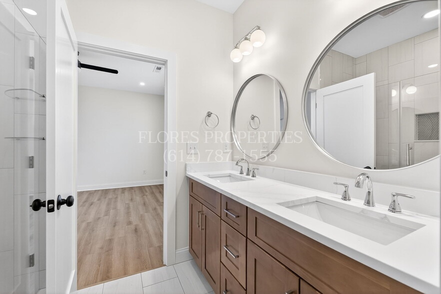 Building Photo - 696 S 22nd St