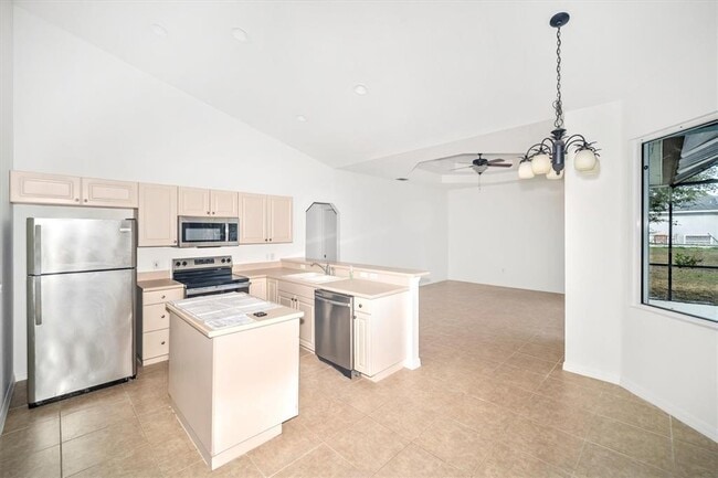 Building Photo - 3674 Lorton Ave