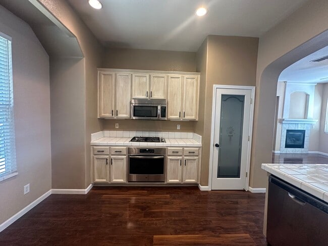 Building Photo - 1824 San Diego Cir