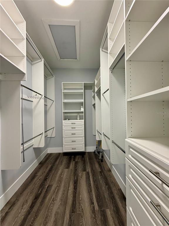 Building Photo - 304 N 7th St