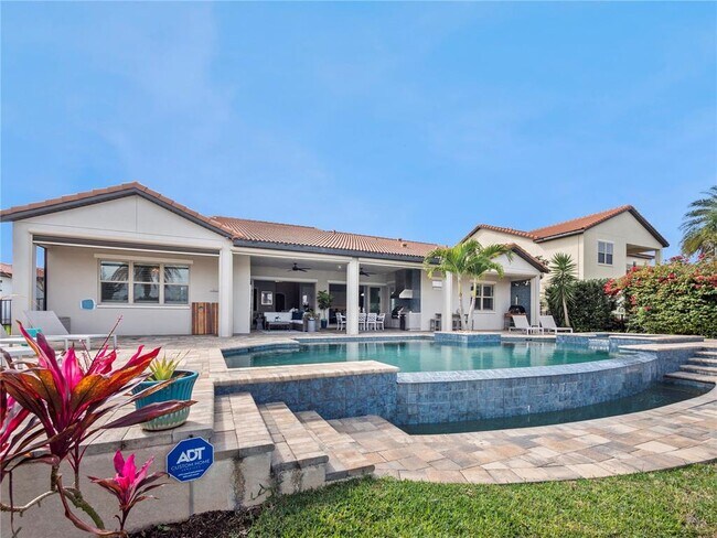 Building Photo - 15501 Panther Lake Dr