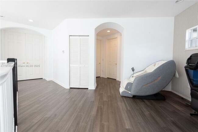 Building Photo - 19250 SW 30th St