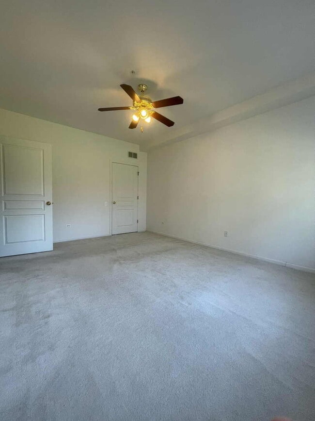 Building Photo - 51 Arboretum Dr