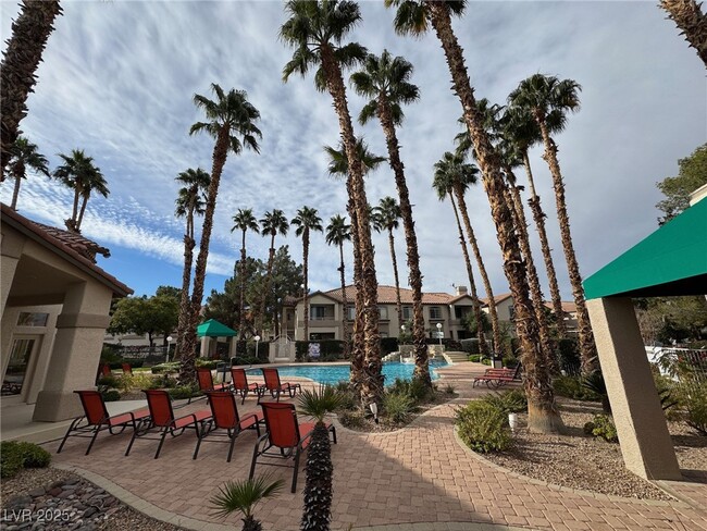 Building Photo - 75 N Valle Verde Dr