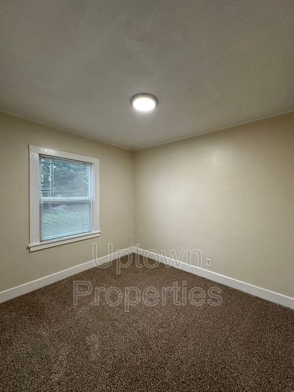 7630 SE Woodstock Blvd 7630 SE Woodstock Blvd Portland OR 97206