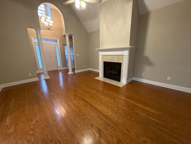 Building Photo - 1168 Lake Greenwood Dr