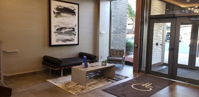 Building Photo - 9060 Palisade Ave