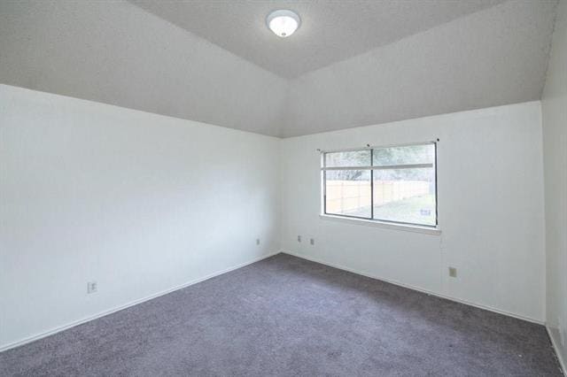 Building Photo - 5003 Osage Dr