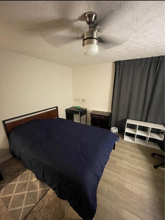 Building Photo - 877 Beckwith St SW