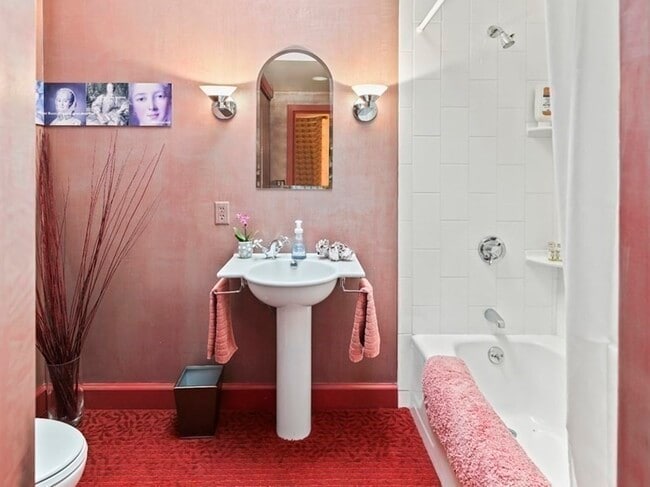 Building Photo - 38 Cumberland Ave