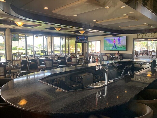 Building Photo - 2775 Kipps Colony Dr S